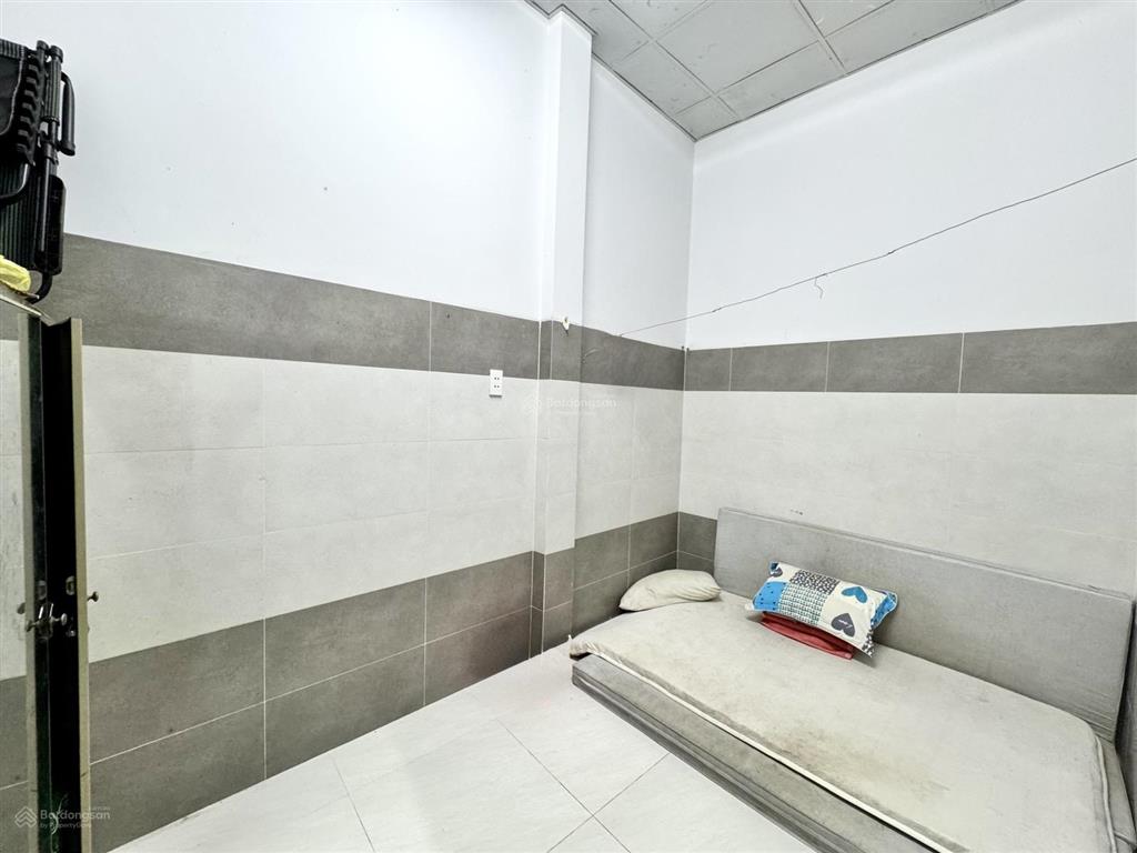 Bán nhà lý thường kiệt gần đại học bách khoa 40 m2 hẻm 4 mét giá 4,99 tỷ còn thương lượng!