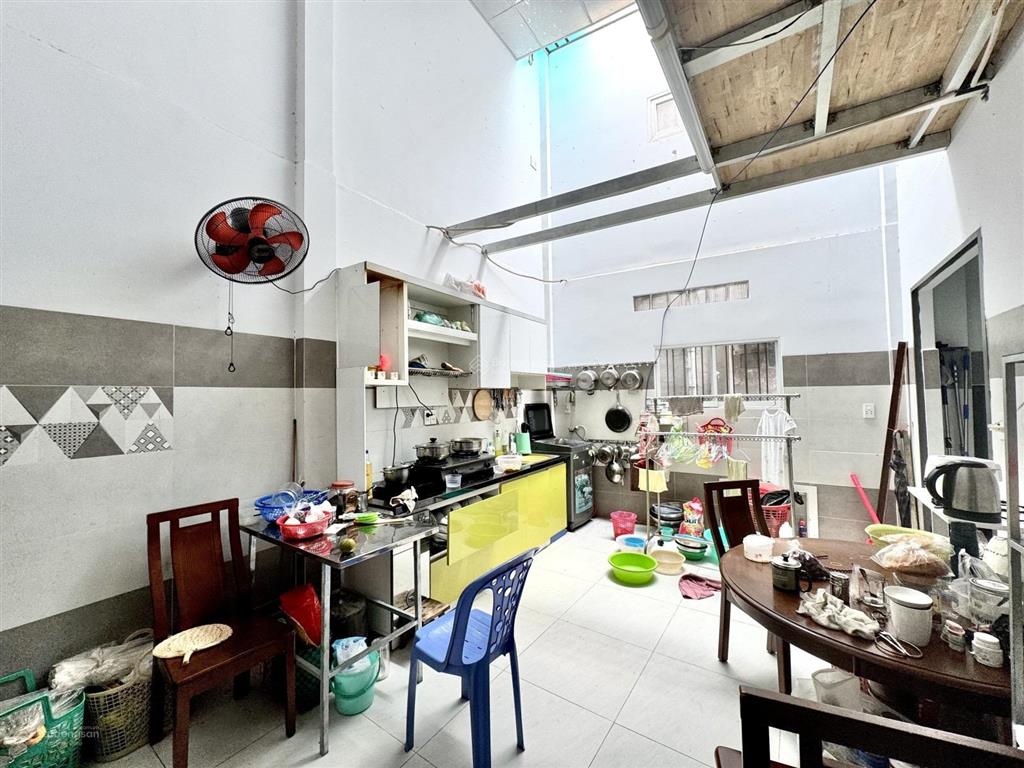Bán nhà lý thường kiệt gần đại học bách khoa 40 m2 hẻm 4 mét giá 4,99 tỷ còn thương lượng!