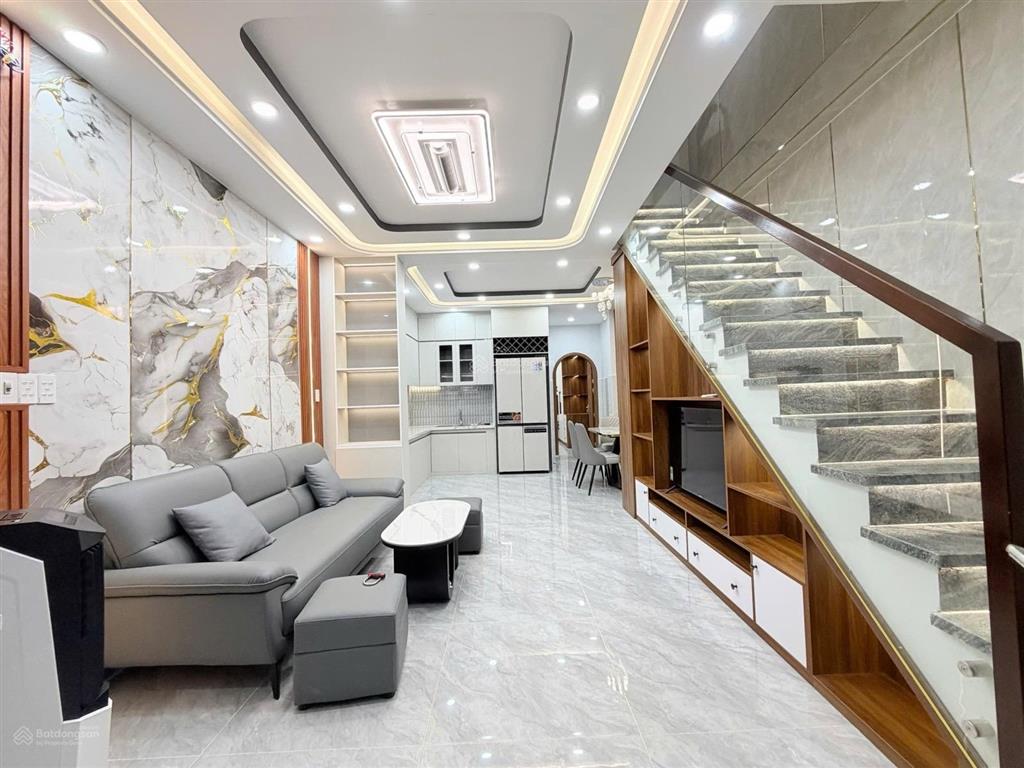 Bán nhà riêng tại hẻm 373, lý thường kiệt, 50m2, 7,8 tỷ, nhiều tiện ích, chính chủ đẹp