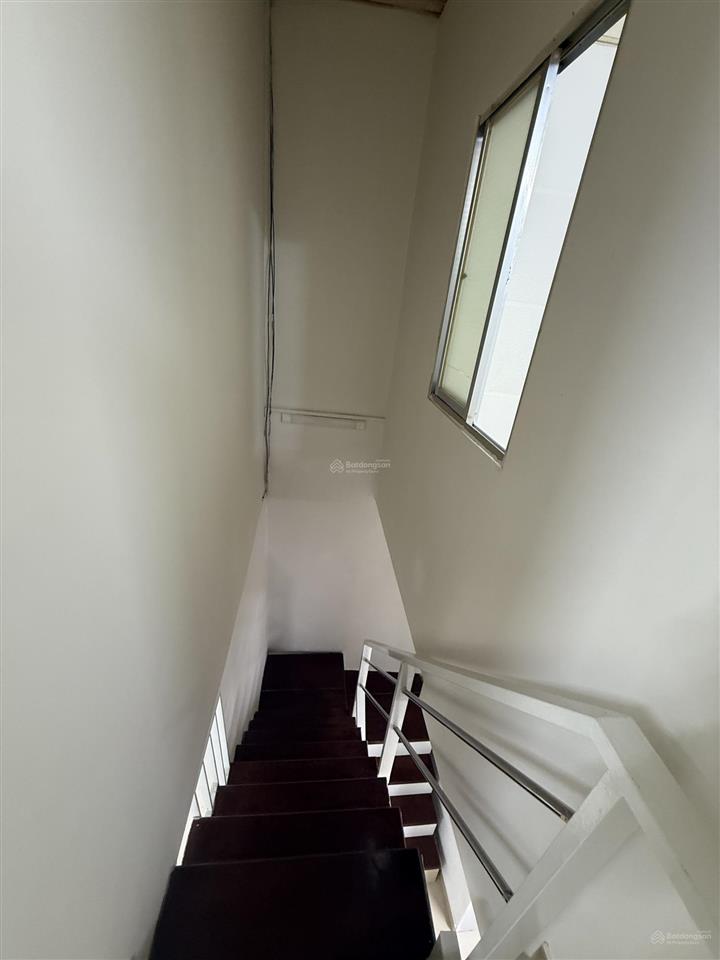 Chính chủ bán nhà âu cơ 36m2 (4 x 9) m2, 3 pn nhỉnh 3 tỷ!