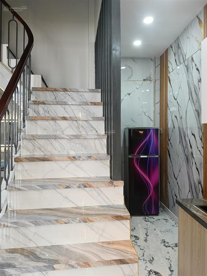 Bán nhà mới tân bình 100% gần đại học bách khoa thành phố 3 pn chỉ 4.8 tỷ!