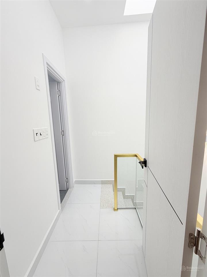 Bán nhà kênh tân hóa tân phú sổ hồng riêng hẻm gần 4m giá 2.9 tỷ