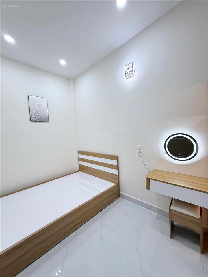 Nhà bán mới đẹp tân phú ngay chợ tân hương tân phú chỉ nhỉnh 4 tỷ