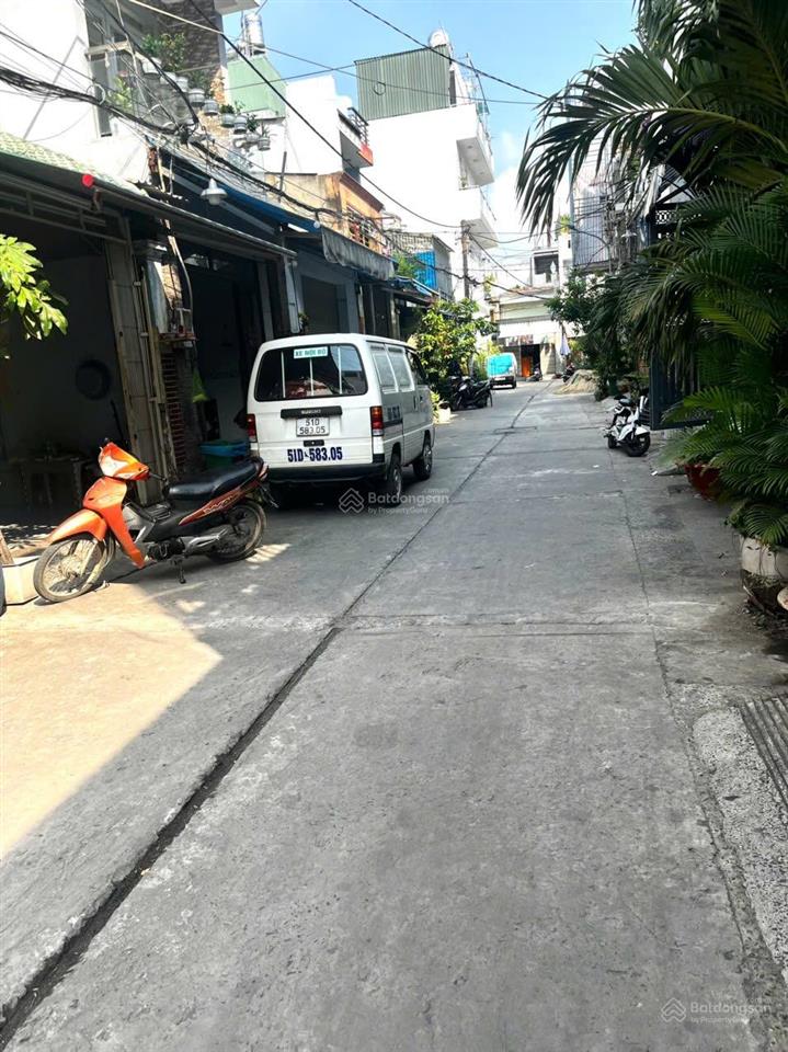 Cho thuê kho xưởng đường số 4, bình tân, hẻm xe tải giá 15 triệu