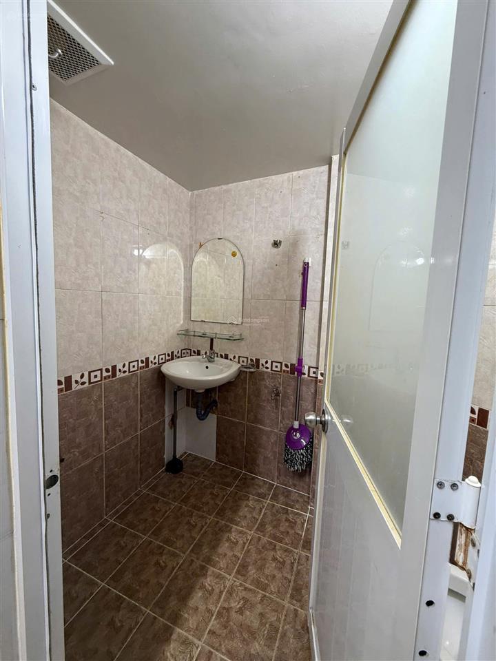 Bán nhà tân phú hẻm xe hơi thạch lam  trần quang cơ 40m2  3 tầng nhỉnh 4 tỷ.
