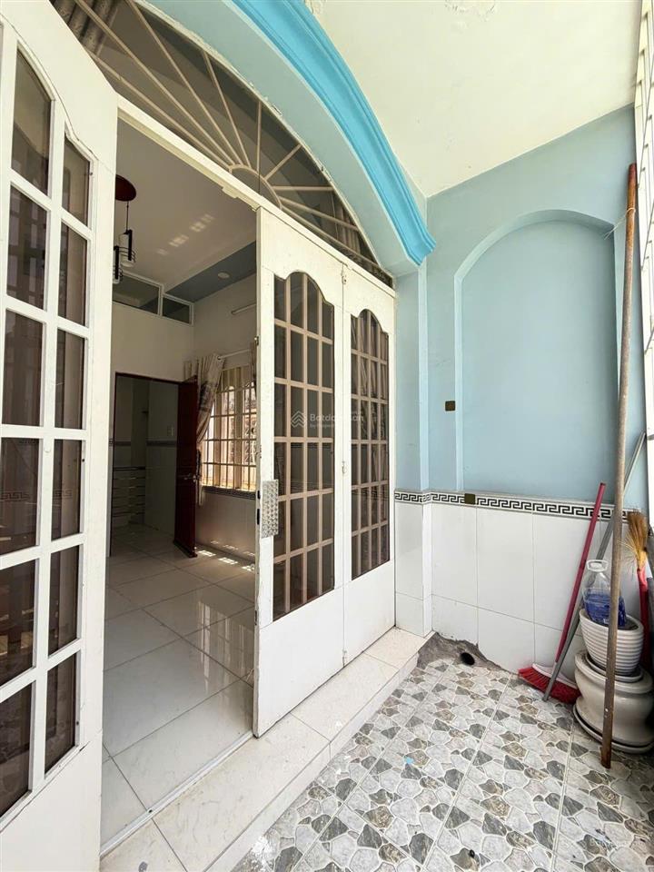 Bán nhà tân phú hẻm xe hơi thạch lam  trần quang cơ 40m2  3 tầng nhỉnh 4 tỷ.