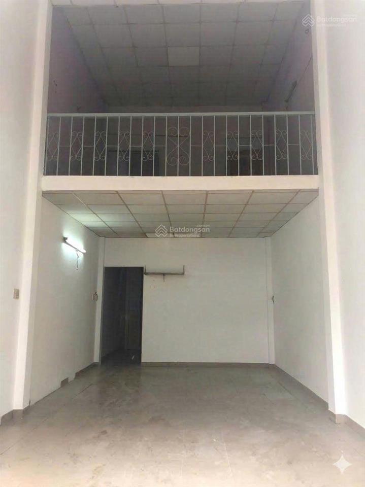 Cho thuê nhà giá rẻ, mặt tiền nguyễn sơn tân phú chỉ 10 triệu