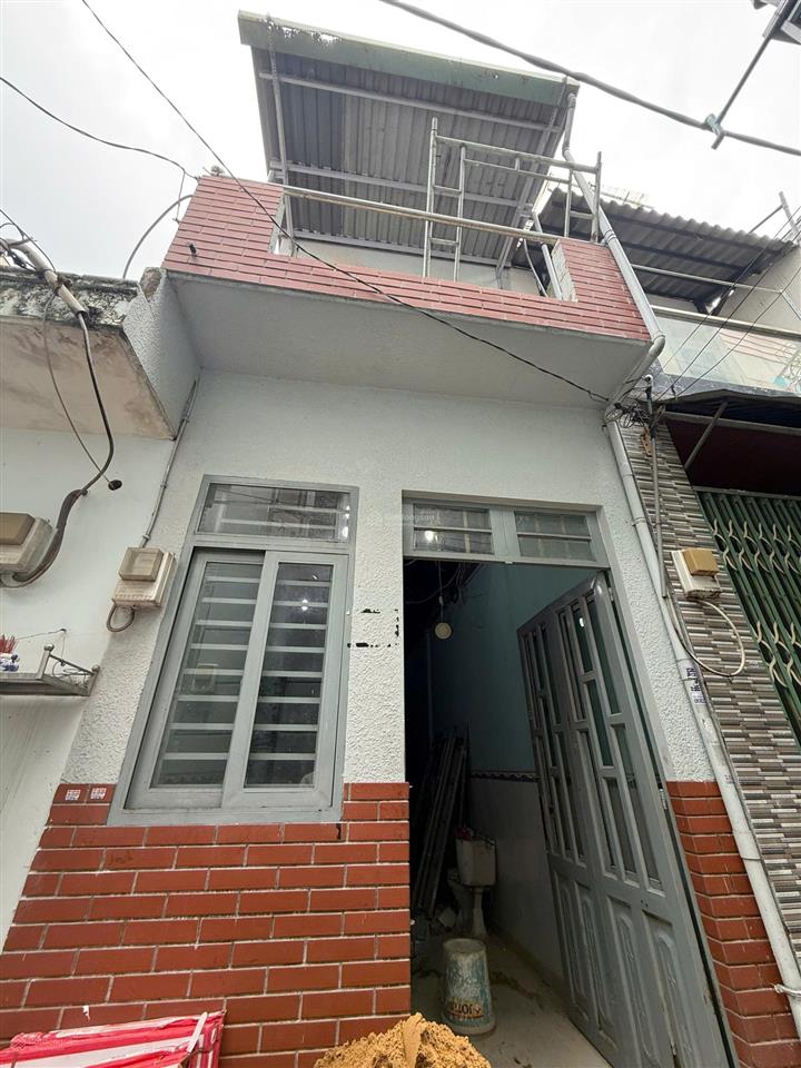Nhà bán ngay đại học công thương lê trọng tấn tân phú chỉ hơn 2 tỷ.
