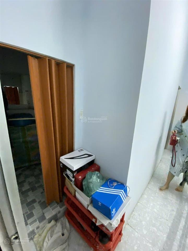 Bán gấp nhà lý thường kiệt tân bình dt 36m2 (4 x 9m) hẻm xe hơi tân bình chỉ 4 tỷ