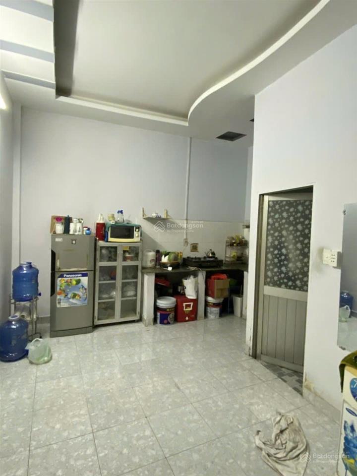 Bán gấp nhà lý thường kiệt tân bình dt 36m2 (4 x 9m) hẻm xe hơi tân bình chỉ 4 tỷ