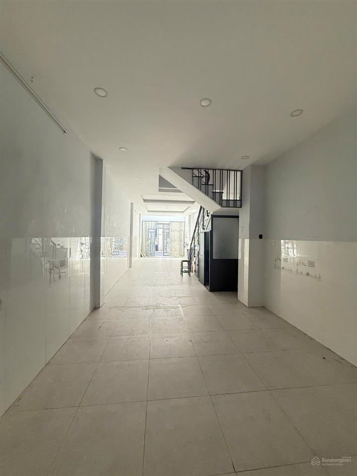 Bán nhà mặt tiền kinh doanh khu bàu cát tân bình 70m2 (4 x 17,5m2) nhỉnh 10 tỷ.