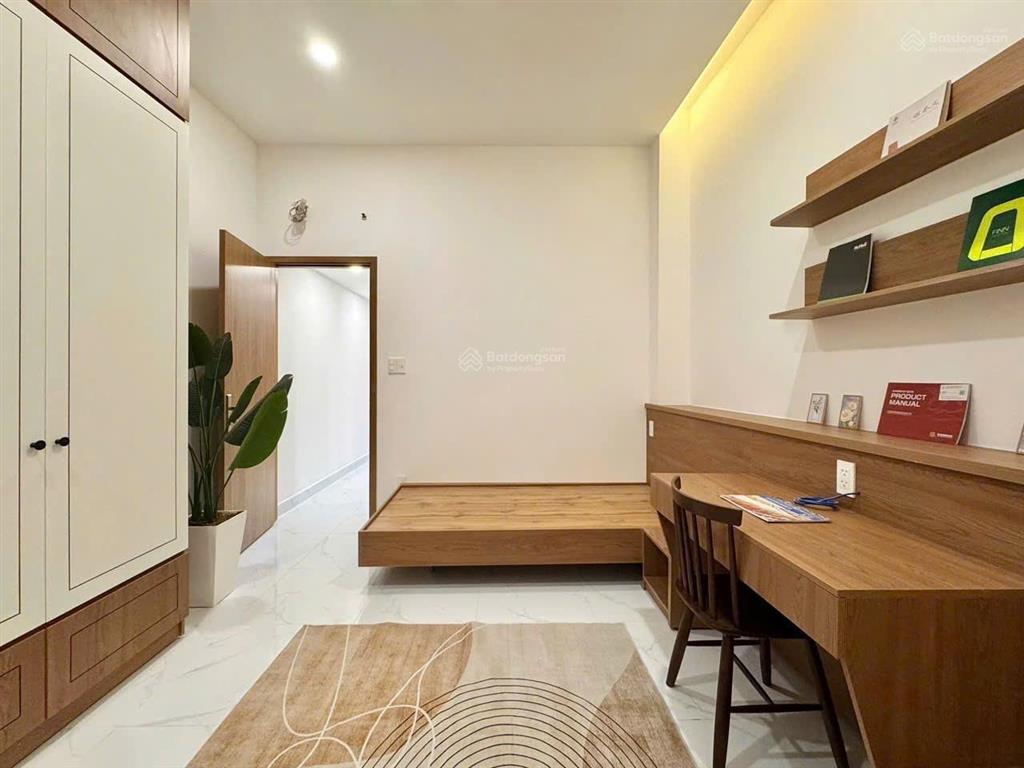 Bán nhà cách mạng tháng tám quận 10 diện tích 57m2 3 pn nhỉnh 7 tỷ.