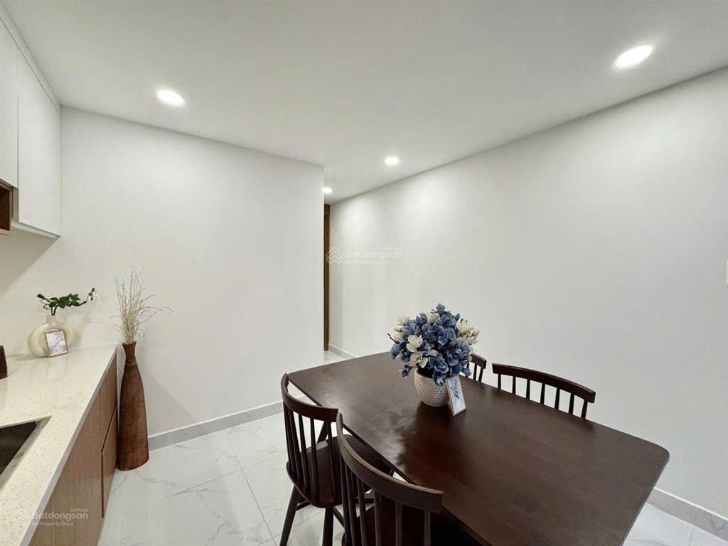 Bán nhà cách mạng tháng tám quận 10 diện tích 57m2 3 pn nhỉnh 7 tỷ.