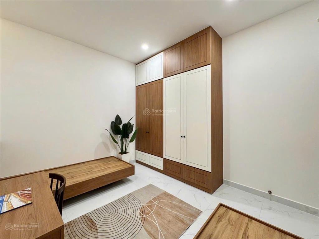 Bán nhà cách mạng tháng tám quận 10 diện tích 57m2 3 pn nhỉnh 7 tỷ.