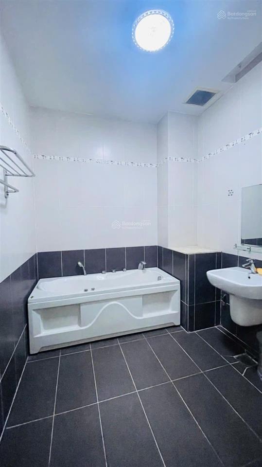 Bán nhà hẻm xe hơi gần etown cộng hòa tân bình 5 tầng 78m2 chỉ 9 tỷ.