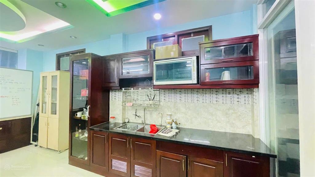 Bán nhà hẻm xe hơi gần etown cộng hòa tân bình 5 tầng 78m2 chỉ 9 tỷ.