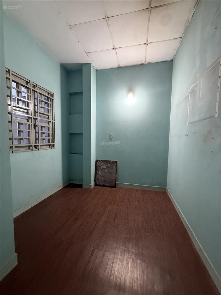 Cho thuê nhà nguyên căn mặt tiền kd liên khu 56 bình tân 4pn giá 8 triệu!
