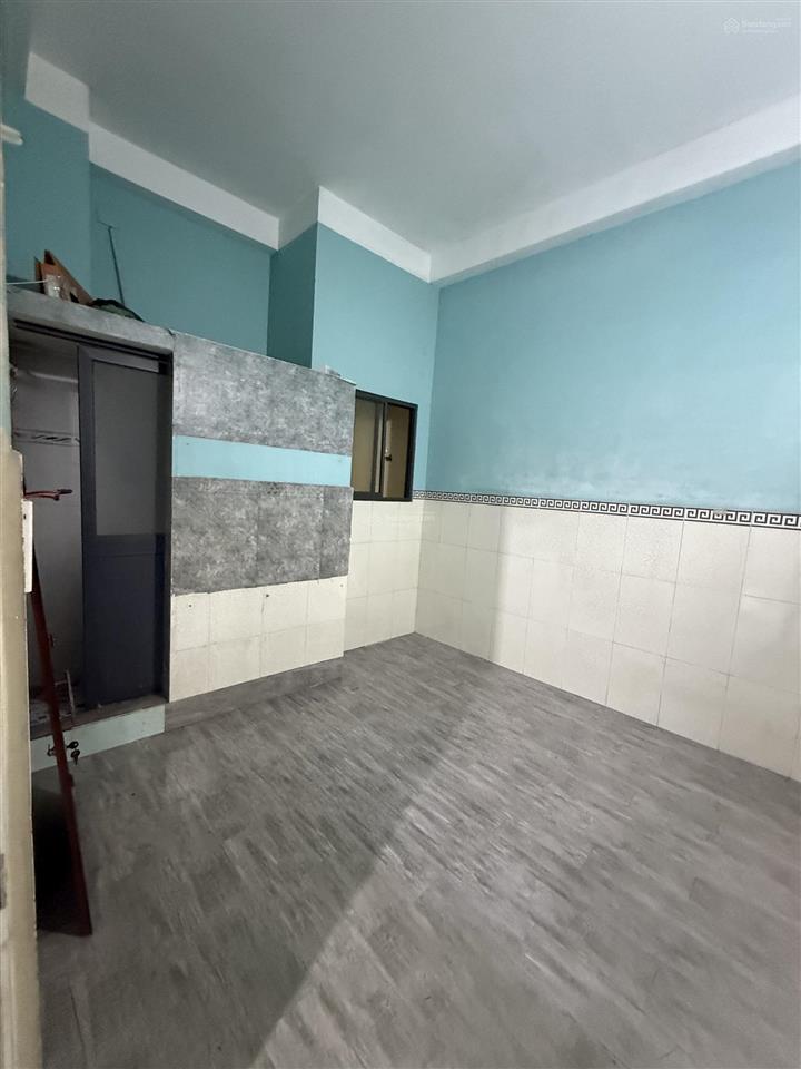 Cho thuê nhà nguyên căn mặt tiền kd liên khu 56 bình tân 4pn giá 8 triệu!
