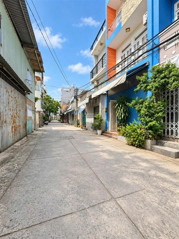 Bán nhà tân sơn nhì tân phú 40 m2 nhỉnh 4 tỷ!