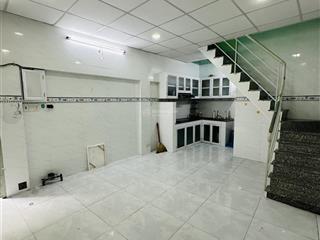Bán nhà tân bình 28 m2 lạc long quân nhỉnh 2 tỷ!