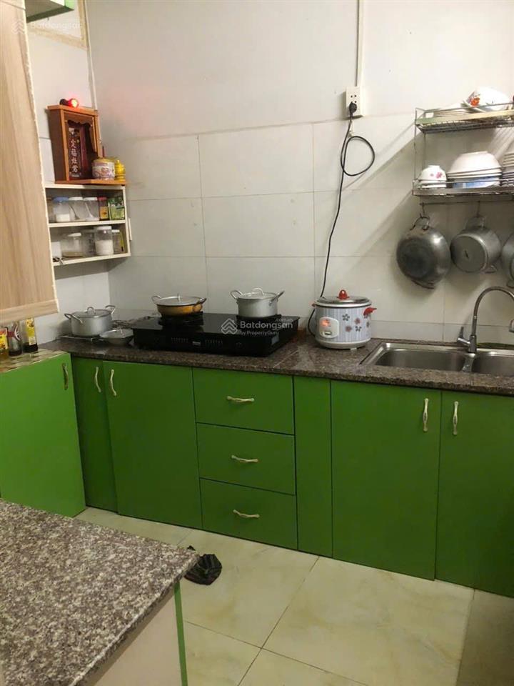 Chính chủ bán nhà 60,1 m2 với 4pn phú trung tân phú giáp tân bình 5 tỷ.