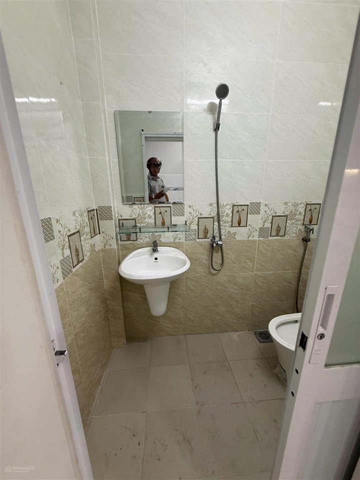 Bán nhà 50 m2(4 x12.5) ttan kỳ tân quý 3 pn nhỉnh 4 tỷ ( sổ đẹp ko lộ giới)!