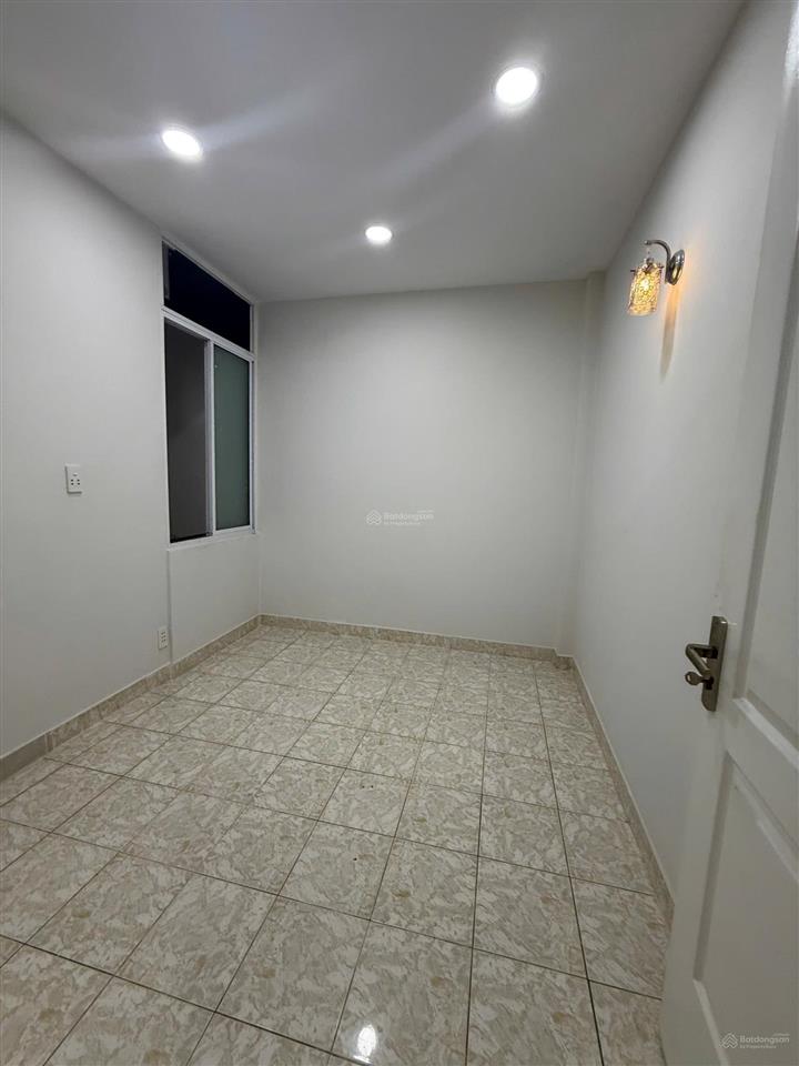 Bán nhà 50 m2(4 x12.5) ttan kỳ tân quý 3 pn nhỉnh 4 tỷ ( sổ đẹp ko lộ giới)!