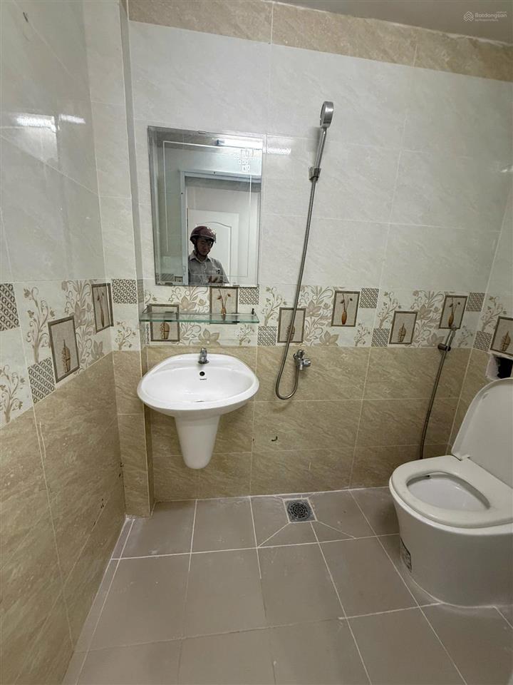 Bán nhà 50 m2(4 x12.5) ttan kỳ tân quý 3 pn nhỉnh 4 tỷ ( sổ đẹp ko lộ giới)!