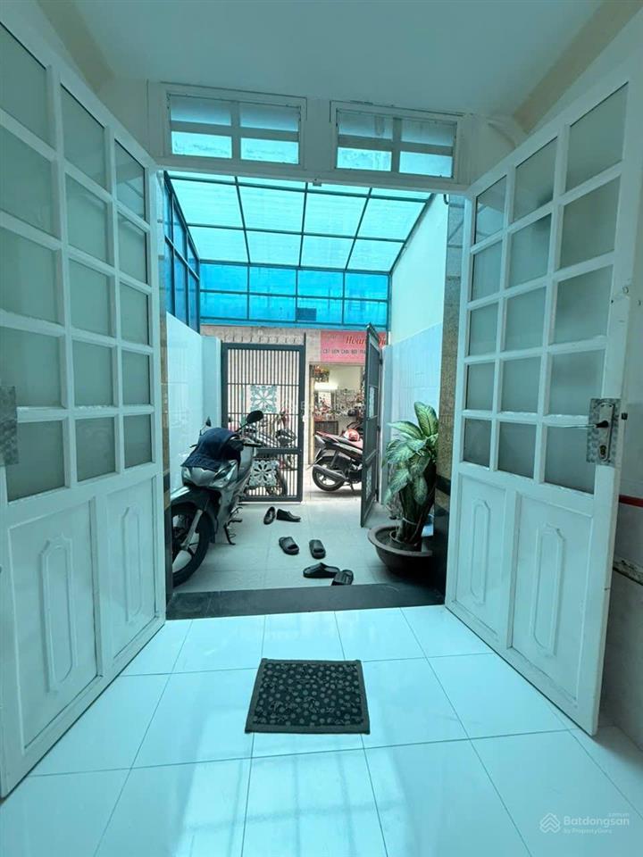 Bán gấp nhà riêng tại trần văn quang, tân bình, 3,5 tỷ, 3 tầng 3pn hẻm kinh doanh!