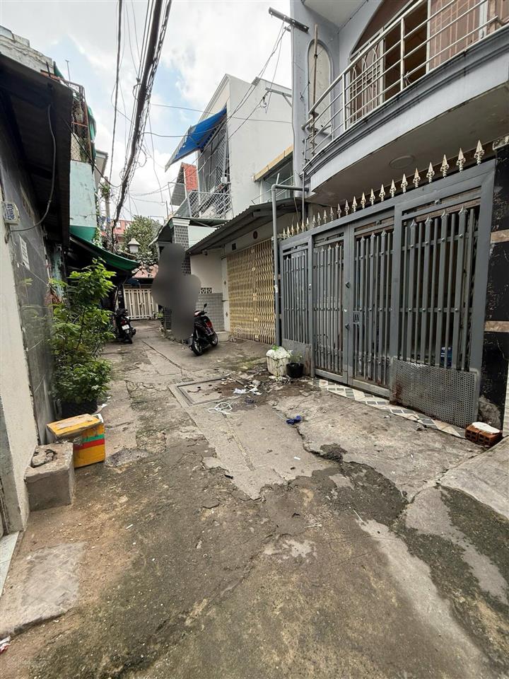 Bán nhà riêng gần 40m2 hxh huỳnh văn chính tân phú  đh văn hiến chỉ 4,1 tỷ.