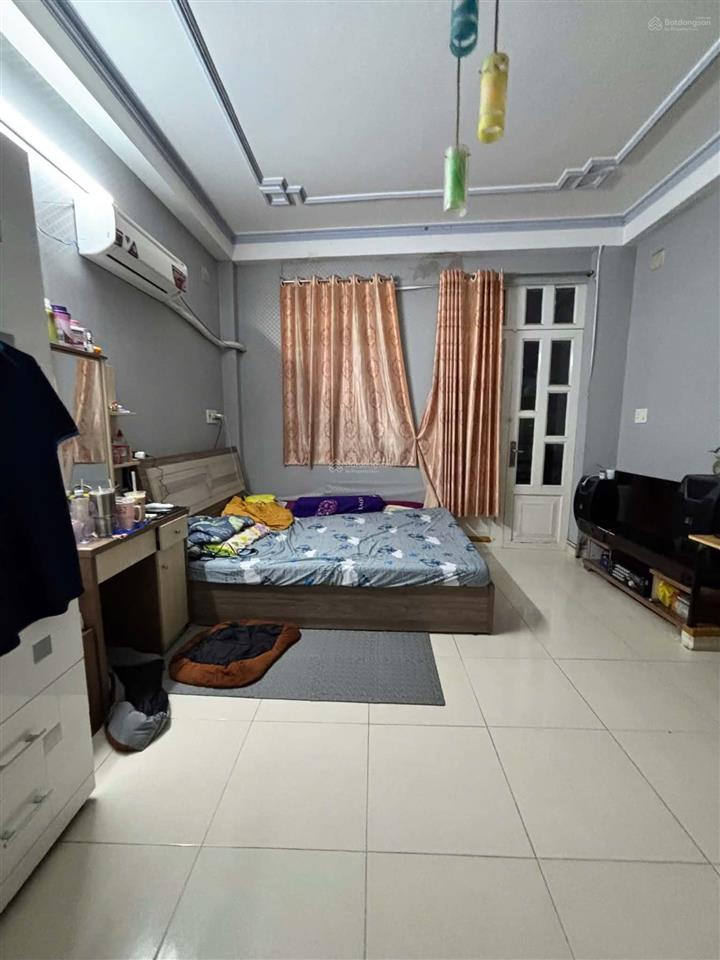 Bán nhà cạnh văn cao tân phú 4 tầng 4 pn dt (4 x 12) chỉ hơn 4 tỷ!