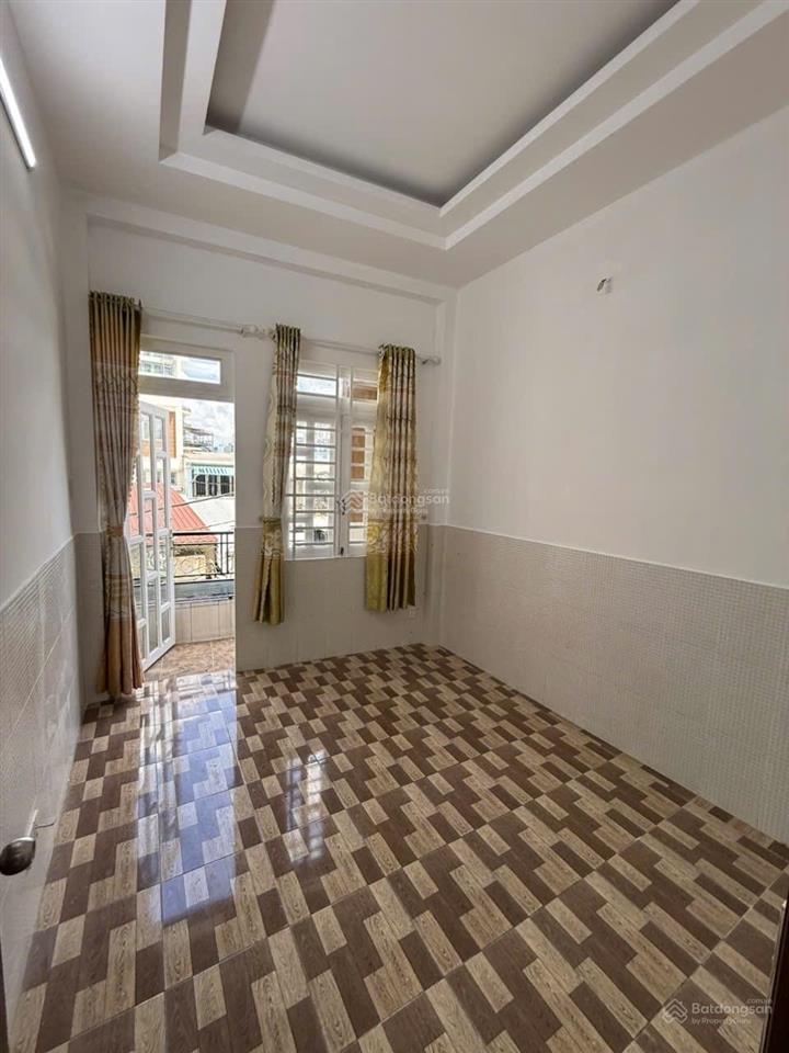 Bán nhà nguyễn sơn tân phú 4 pn  mới  ở ngay giá nhỉnh 4 tỷ!