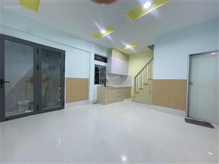 Bán nhà gần chợ tân hương tân phú 24 m2 2 pn nhỉnh 2 tỷ!