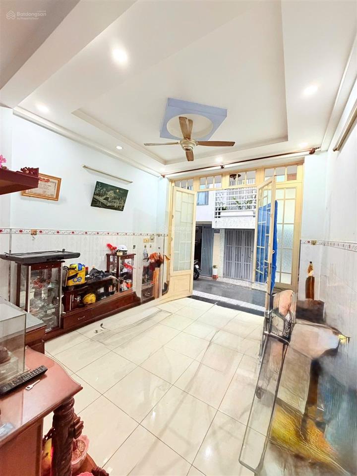 Nhà bán hẻm ô tô hoà bình giảm 1 tỷ giá mới còn hơn 3 tỷ!