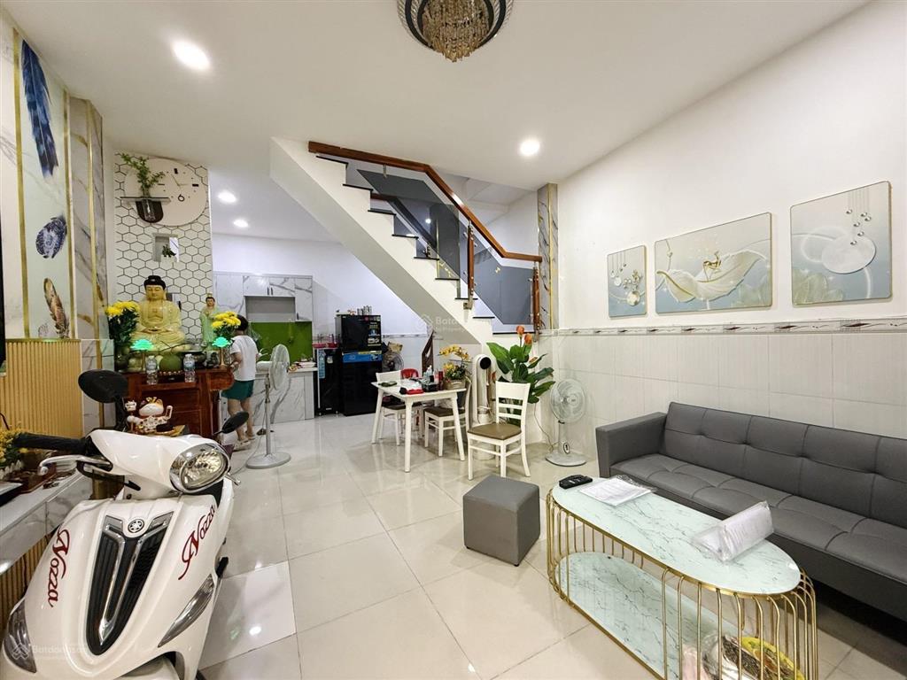 Nhà bán lũy bán bích tân phú full nội thất chính chủ giá 4,2 tỷ!