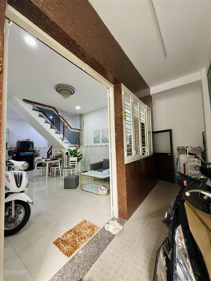 Nhà bán lũy bán bích tân phú full nội thất chính chủ giá 4,2 tỷ!
