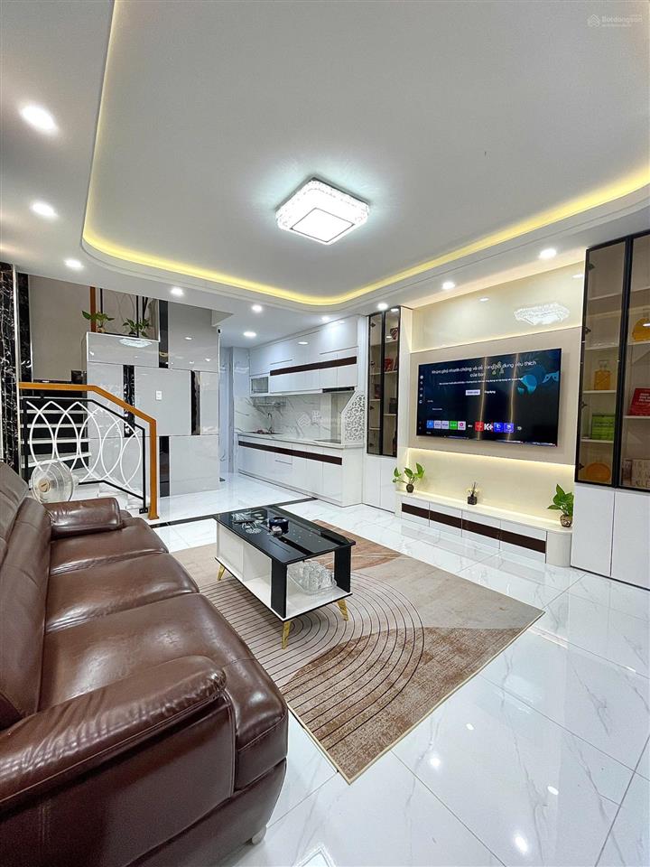 Bán nhà 26 đường 7 thông phạm văn đồng, sát công gia định, 4 tầng, nhà mới sdt/zalo 0978 529 ***