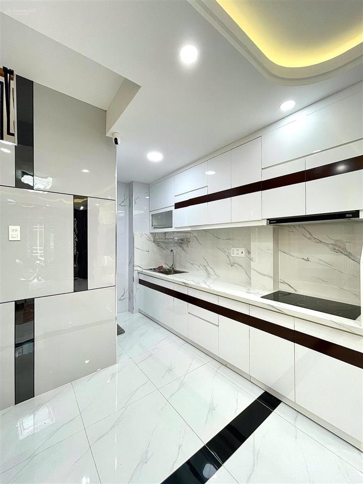 Bán nhà 26 đường 7 thông phạm văn đồng, sát công gia định, 4 tầng, nhà mới sdt/zalo 0978 529 ***