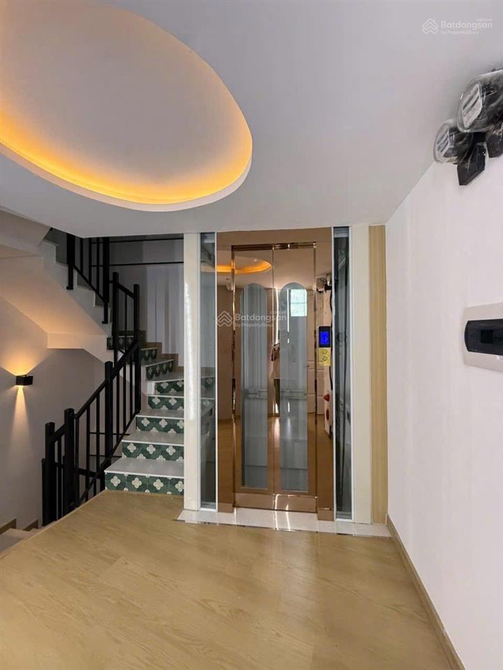 Bán nhà hxh nguyễn thái sơn, 9,95 tỷ, 85 m2, 12pn, 12wc, chính chủ, giá cực chất, zalo 0978 529 ***