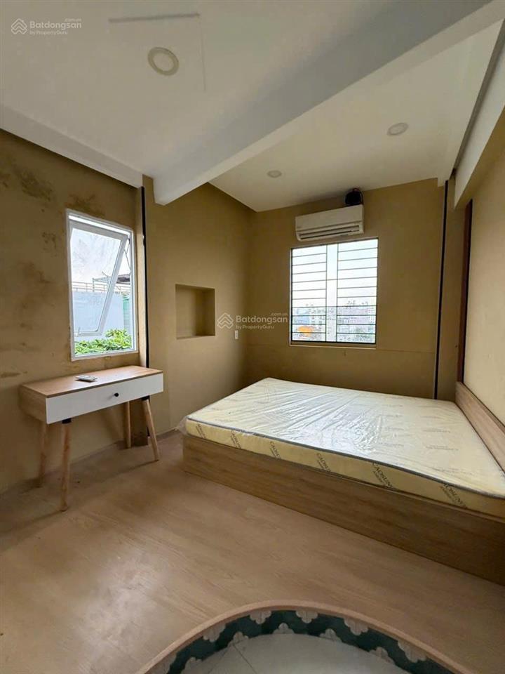 Bán nhà hxh nguyễn thái sơn, 9,95 tỷ, 85 m2, 12pn, 12wc, chính chủ, giá cực chất, zalo 0978 529 ***