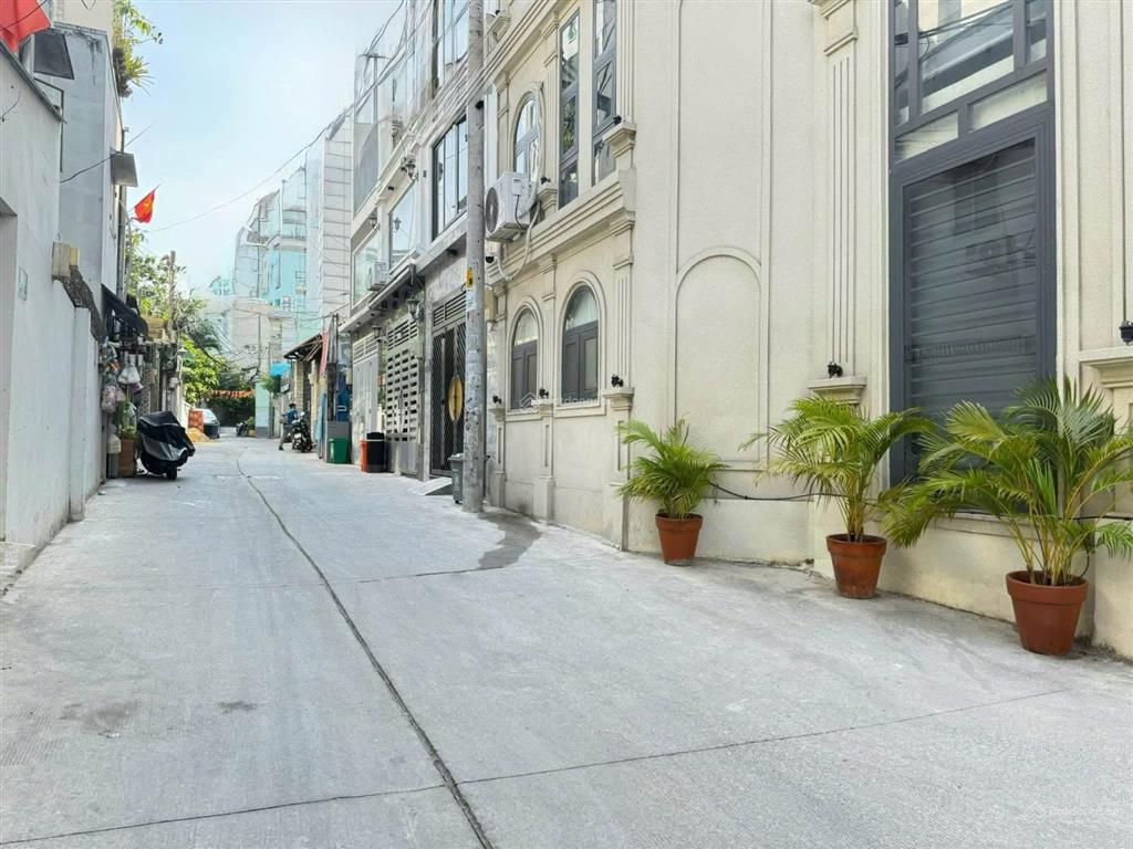 Bán nhà riêng tại phan văn trị, 6,65 tỷ, 46 m2, đẹp, nhiều tiện ích, zalo/sđt 0978 529 ***