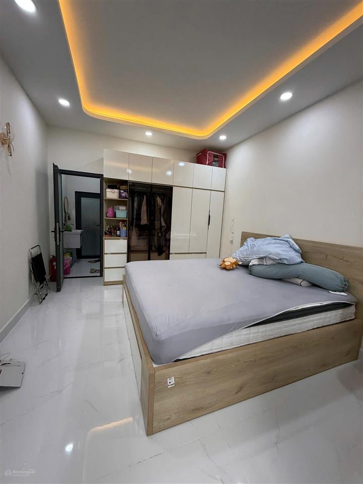 Bán nhà riêng tại xô viết nghệ tĩnh, 5,7 tỷ, 35 m², hàng hiếm uy tín, ngã tư hàng xanh