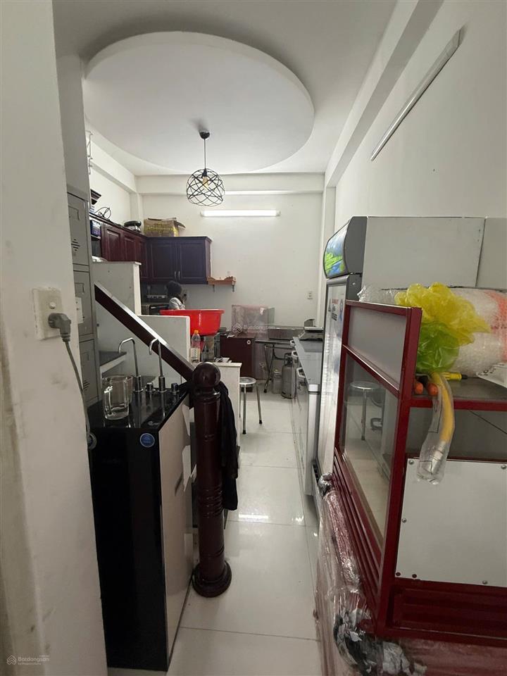 Bán nhà riêng tại hoàng hoa thám, 8,5 tỷ, 44,2 m2, 4pn, 3wc, 3 tầng, sdt/zalo 0978 529 ***