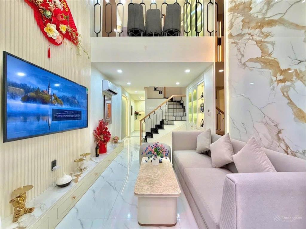 Nhà riêng 30m2 giá siêu hời 7,4 tỷ tại phùng văn cung, q.phú nhuận, zalo/sdt 0978 529 ***