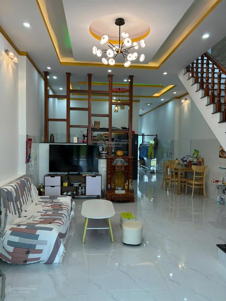 Chính chủ bán nhà full nội thất tại bà rịa full nội thất, có vườn rau và gara để ô tô riêng