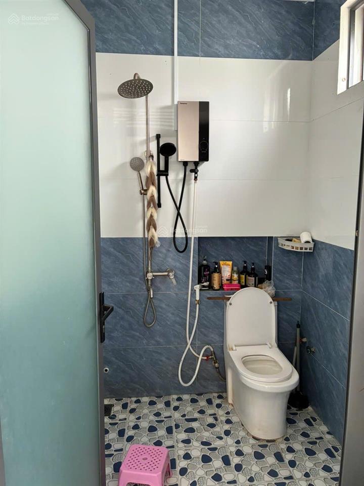 Chính chủ bán nhà full nội thất tại bà rịa full nội thất, có vườn rau và gara để ô tô riêng