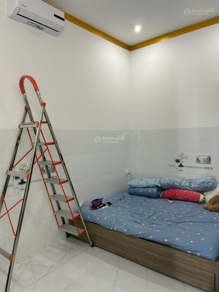 Chính chủ bán nhà full nội thất tại bà rịa full nội thất, có vườn rau và gara để ô tô riêng
