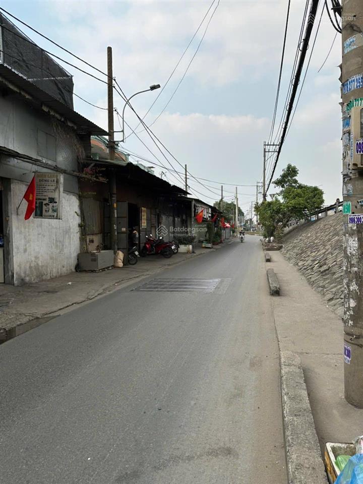 Bán nhà, 1 trệt 1 lầu, đường xe tải, dân cư đông đúc, 4*13m, nhĩnh 2 tỷ