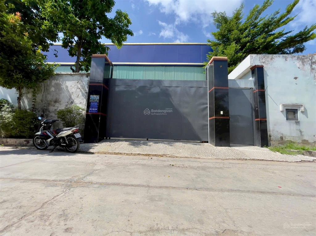 Chính chủ bán kho xưởng 1000m2. đang cho thuê dòng tiền ổn định 55 tr/ tháng. bình tân, đường 8m