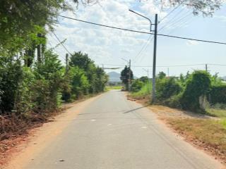 Lô biệt thự đẹp giá tốt  tt đất đỏ  brvt. dt 24x28 (666m2  75m2 thổ cư)